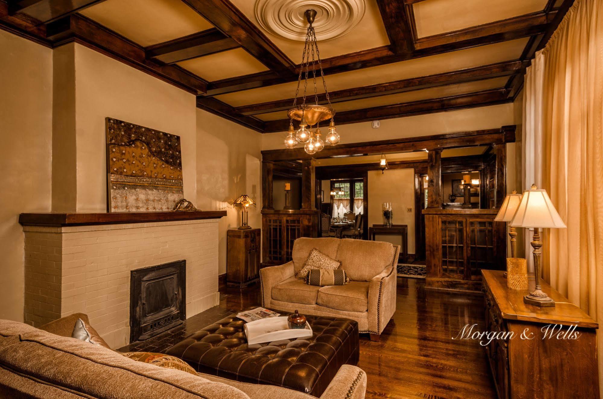Morgan And Wells Bed And Breakfast Shelby Exterior photo